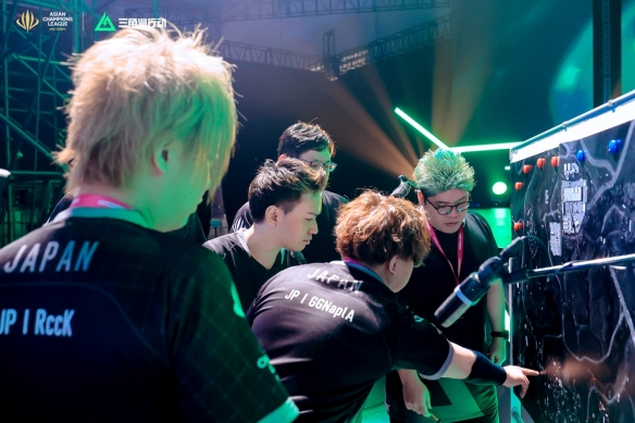 球员需要在 球员需要在